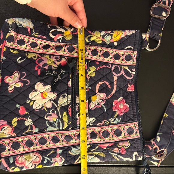 Vera Bradley Hipster In Ribbon Pattern Boho Quilted Crossbody Bag Purse Retired - Picture 3 of 11